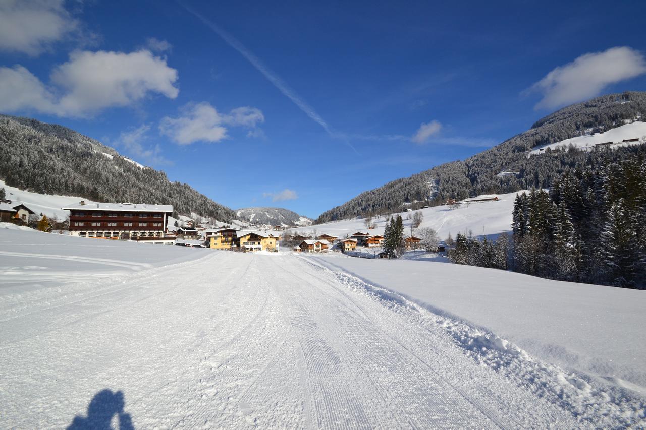 Jugendhotel Angerhof Oberau Exterior foto