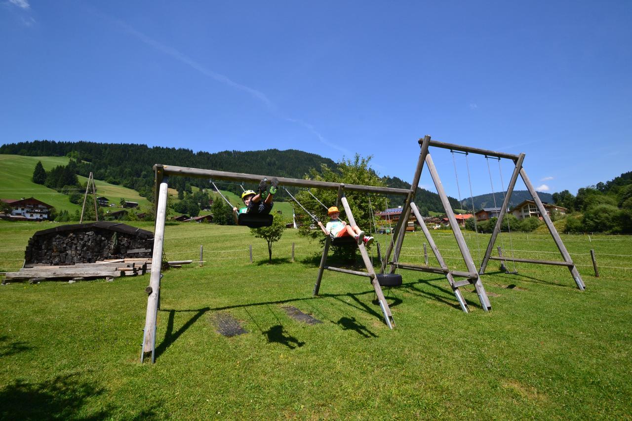 Jugendhotel Angerhof Oberau Exterior foto