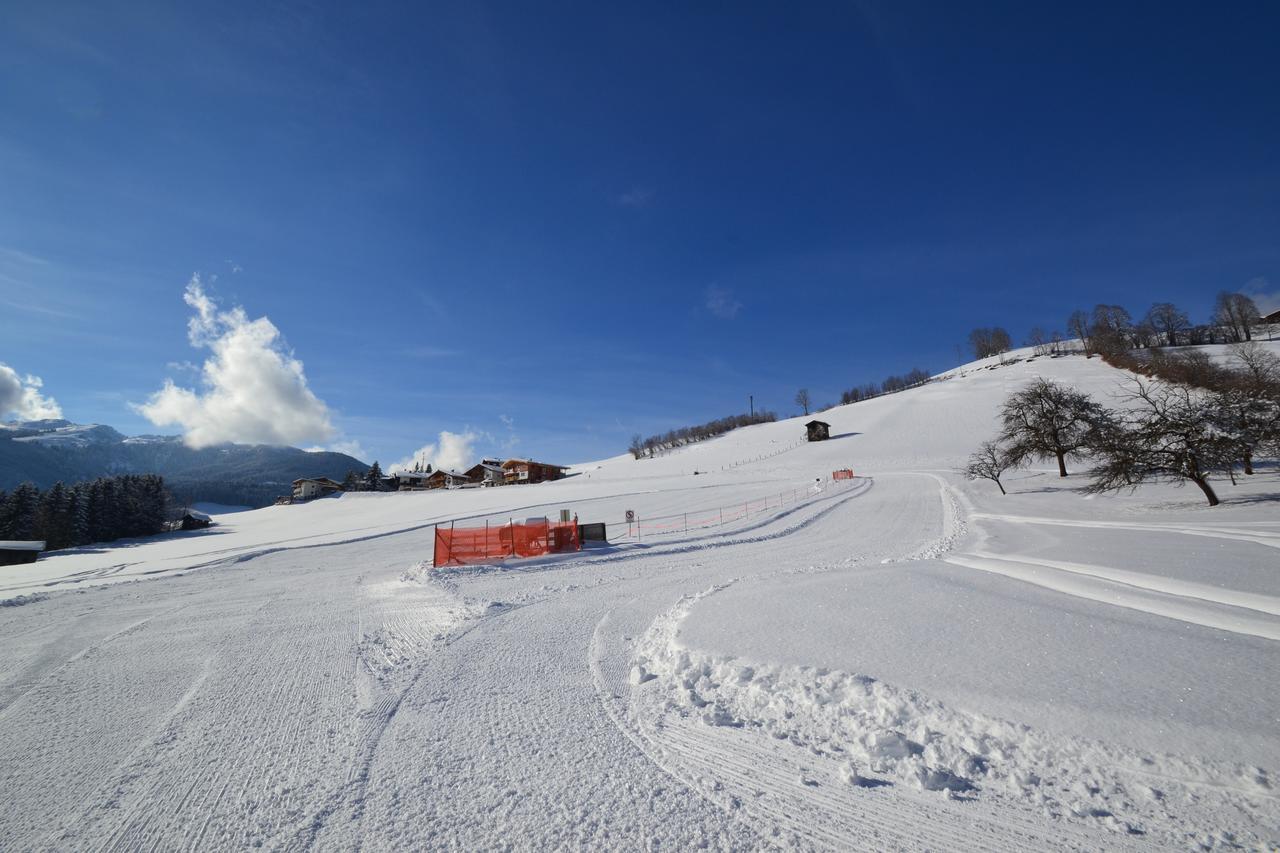 Jugendhotel Angerhof Oberau Exterior foto