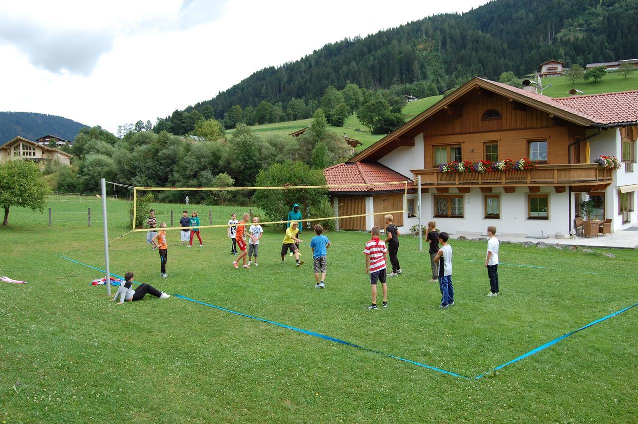 Jugendhotel Angerhof Oberau Exterior foto